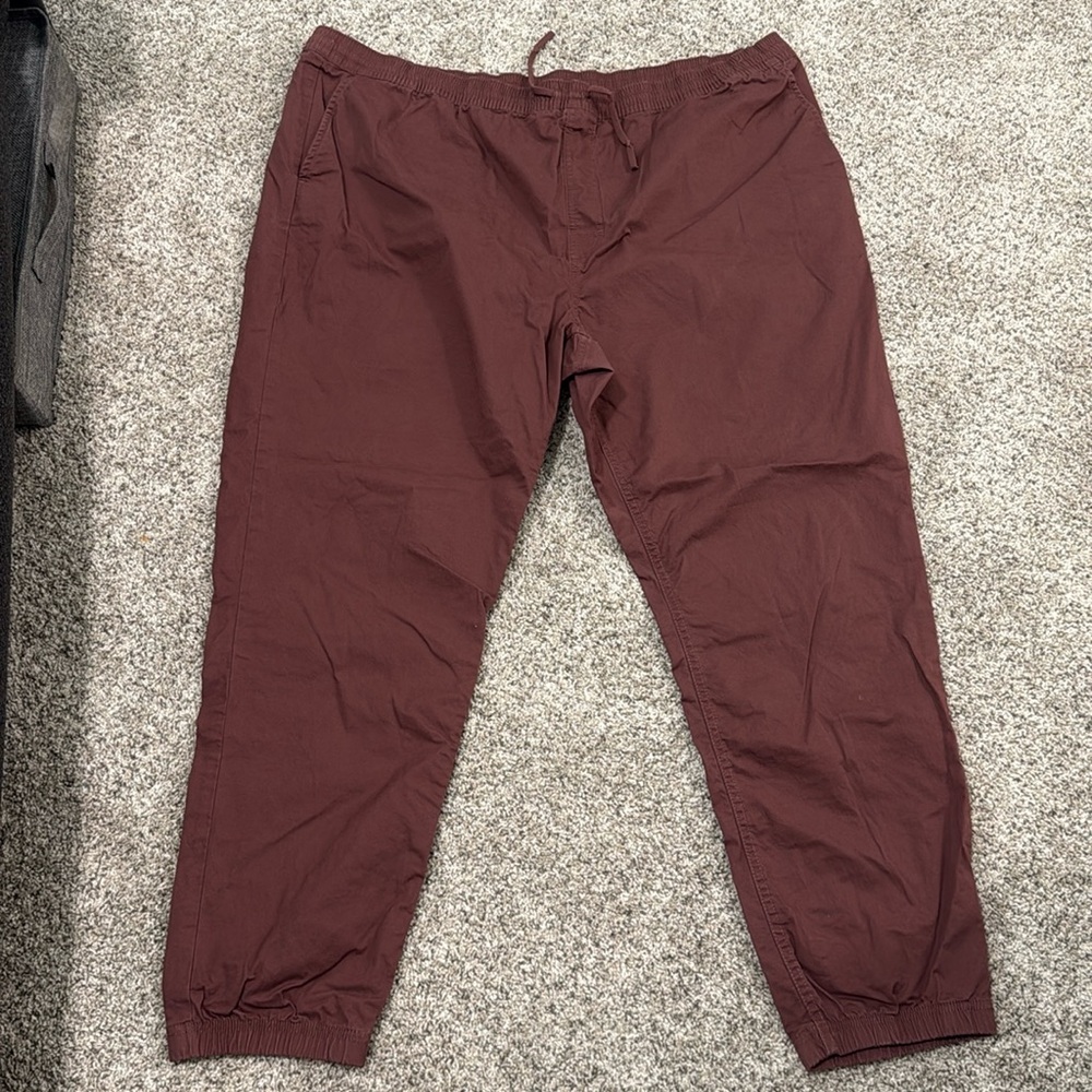 Men’s Columbia joggers